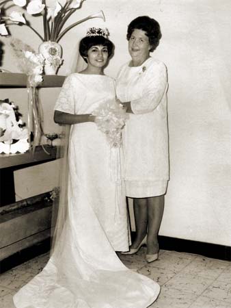 wedding_gramma